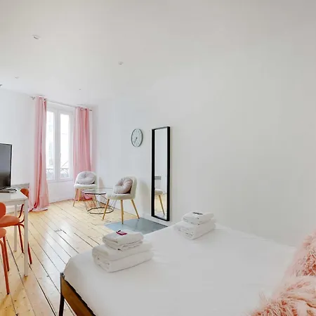 Daire Charming - 1bd-4p - Batignolles